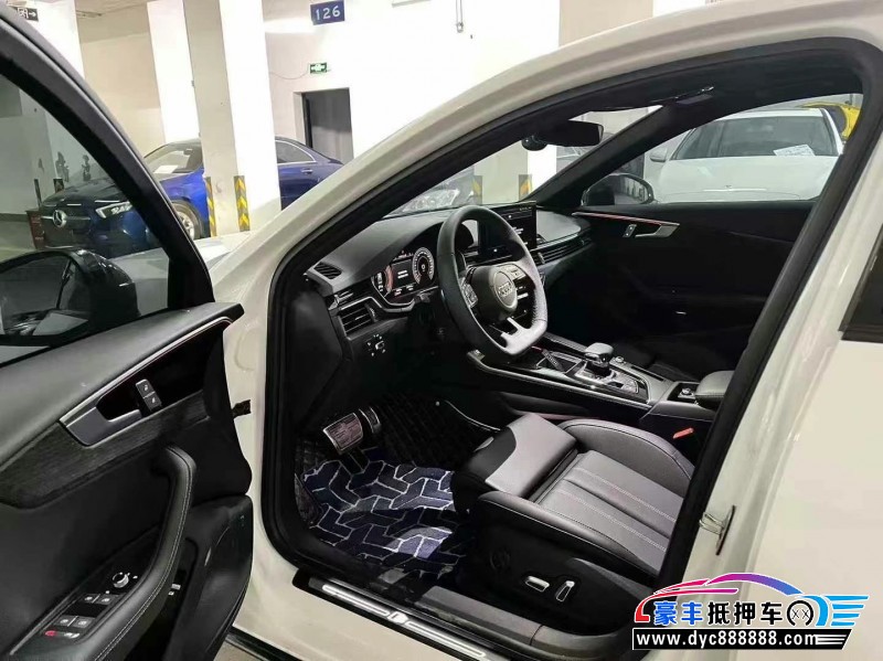 25年奥迪A4L轿车抵押车出售