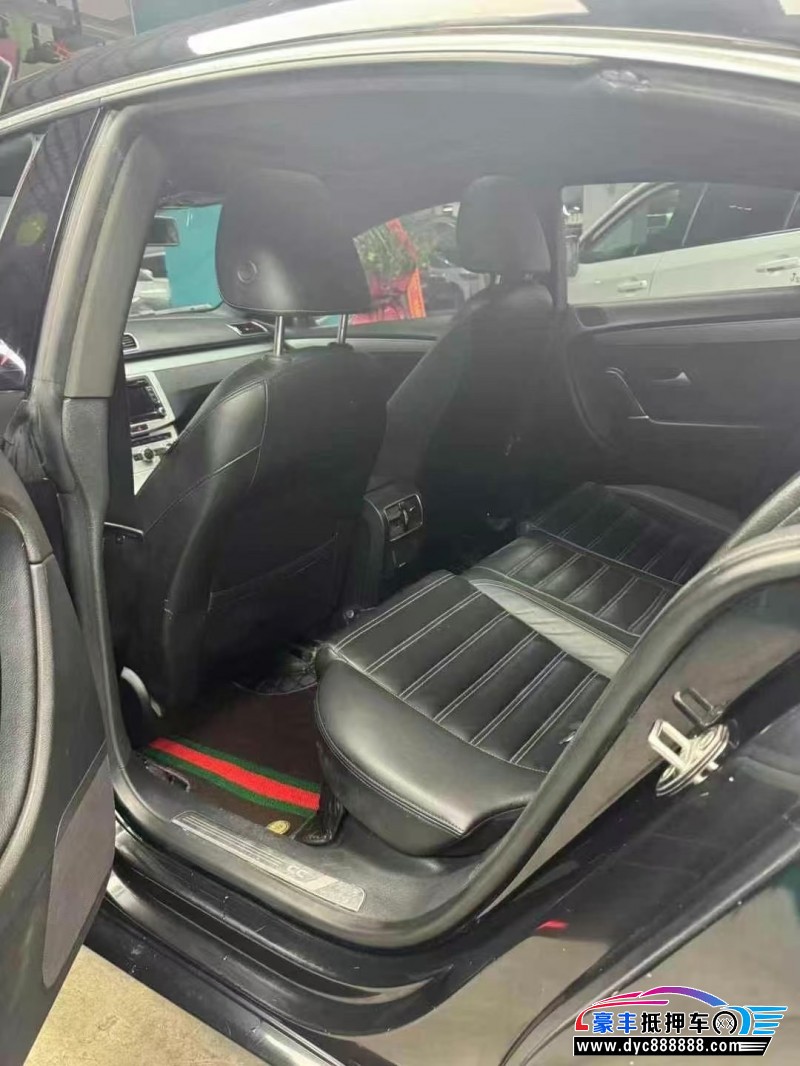 16年大众CC轿车抵押车出售