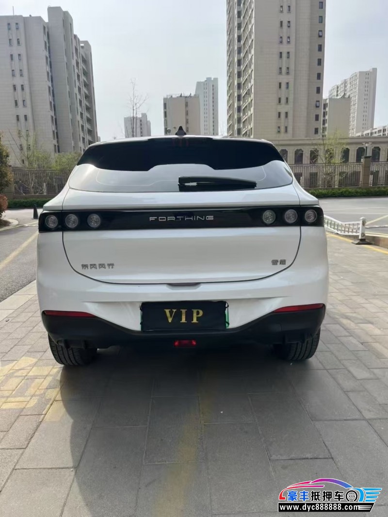 24年东风雷霆轿车抵押车出售