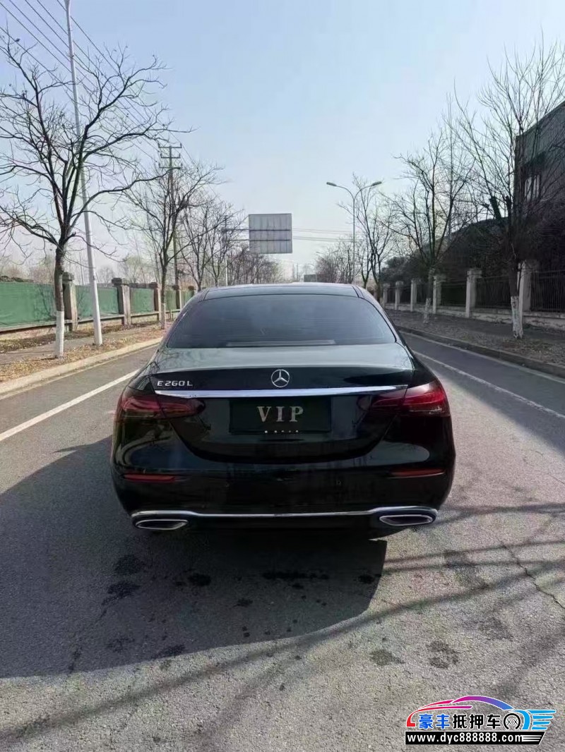 21年奔驰E轿车抵押车出售