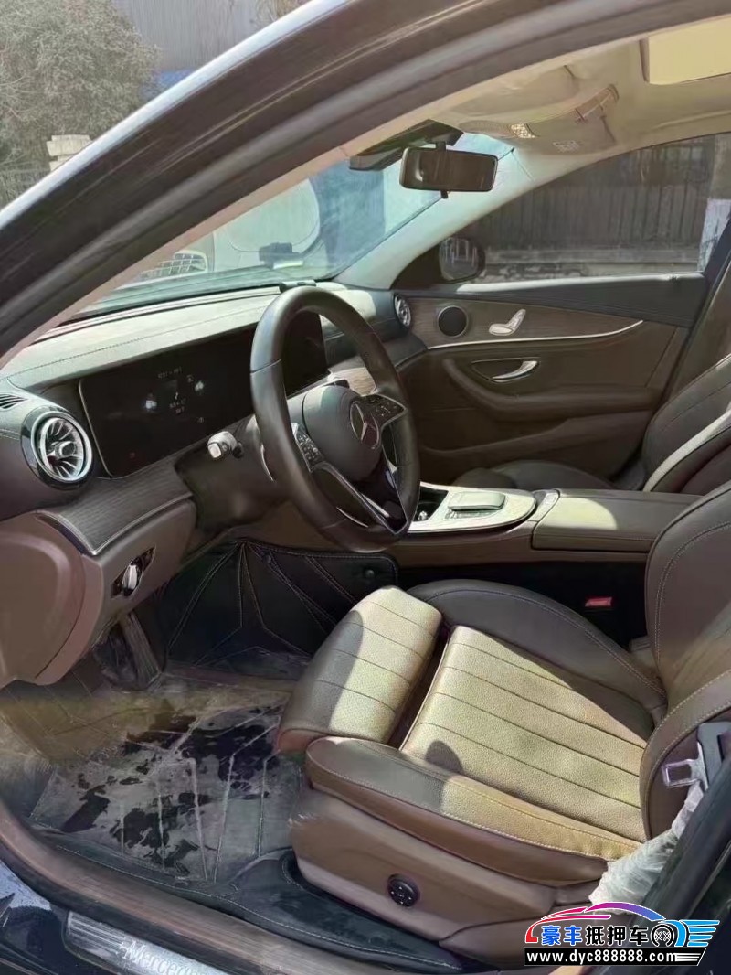 21年奔驰E轿车抵押车出售