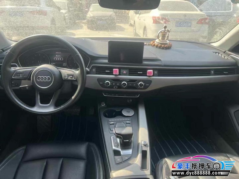 18年奥迪A4L轿车抵押车出售