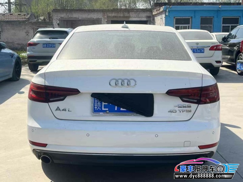 18年奥迪A4L轿车抵押车出售