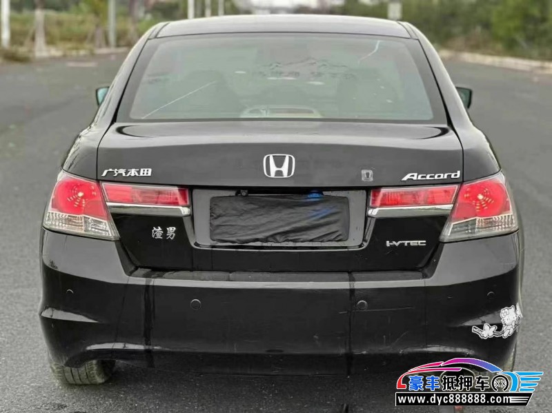 12年本田雅阁轿车抵押车出售