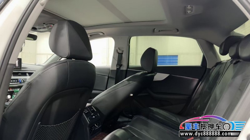 19年奥迪A4轿车抵押车出售