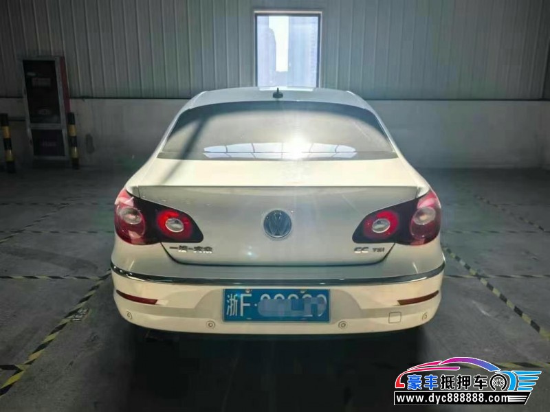 13年大众CC轿车抵押车出售