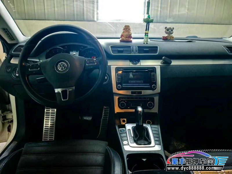 13年大众CC轿车抵押车出售