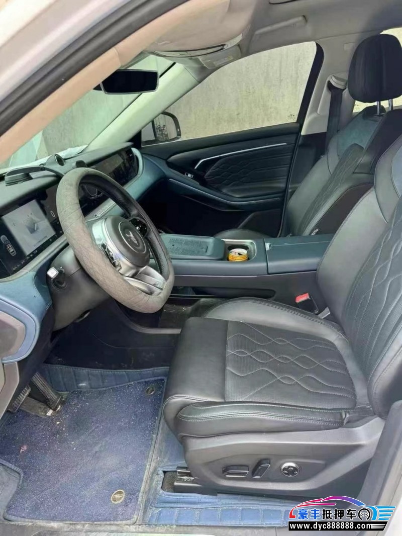 24年岚图FREE轿车抵押车出售