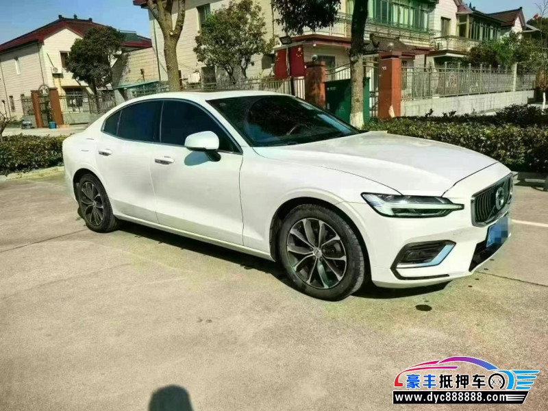 21年沃尔沃S60轿车抵押车出售