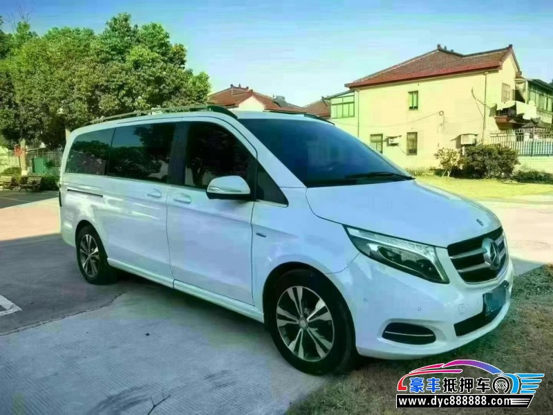 16年奔驰V轿车抵押车出售