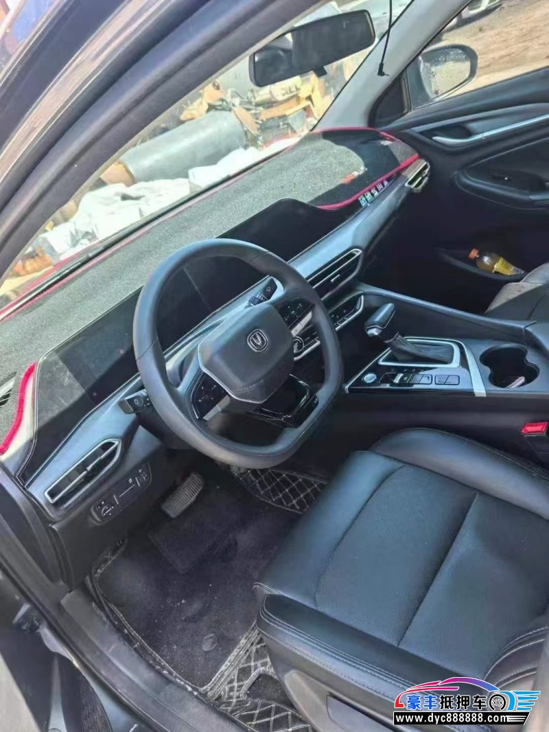 23年长安逸动轿车抵押车出售