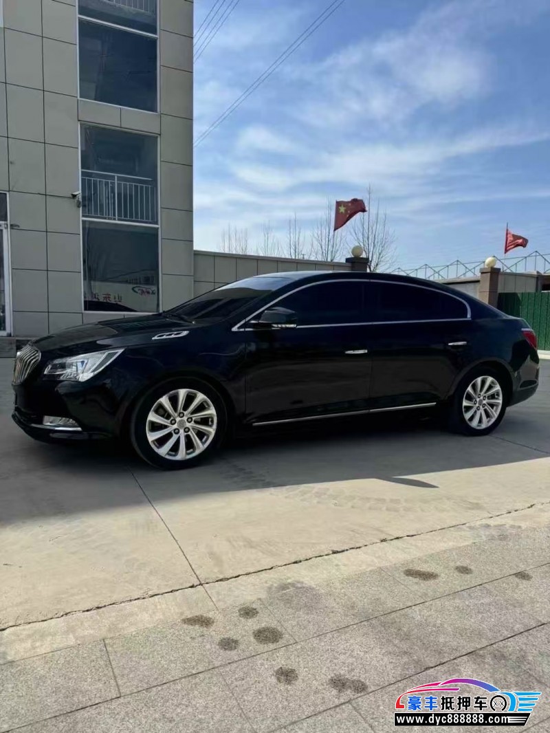 25年别克君越轿车抵押车出售