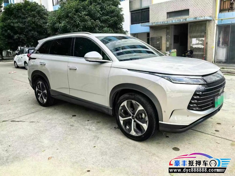 23年比亚迪护卫舰轿车抵押车出售