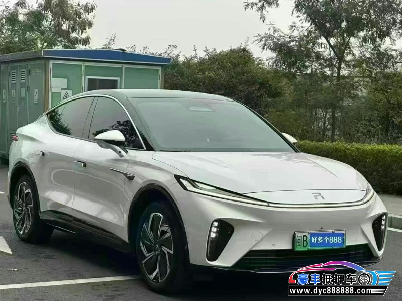 23年非凡R7轿车抵押车出售