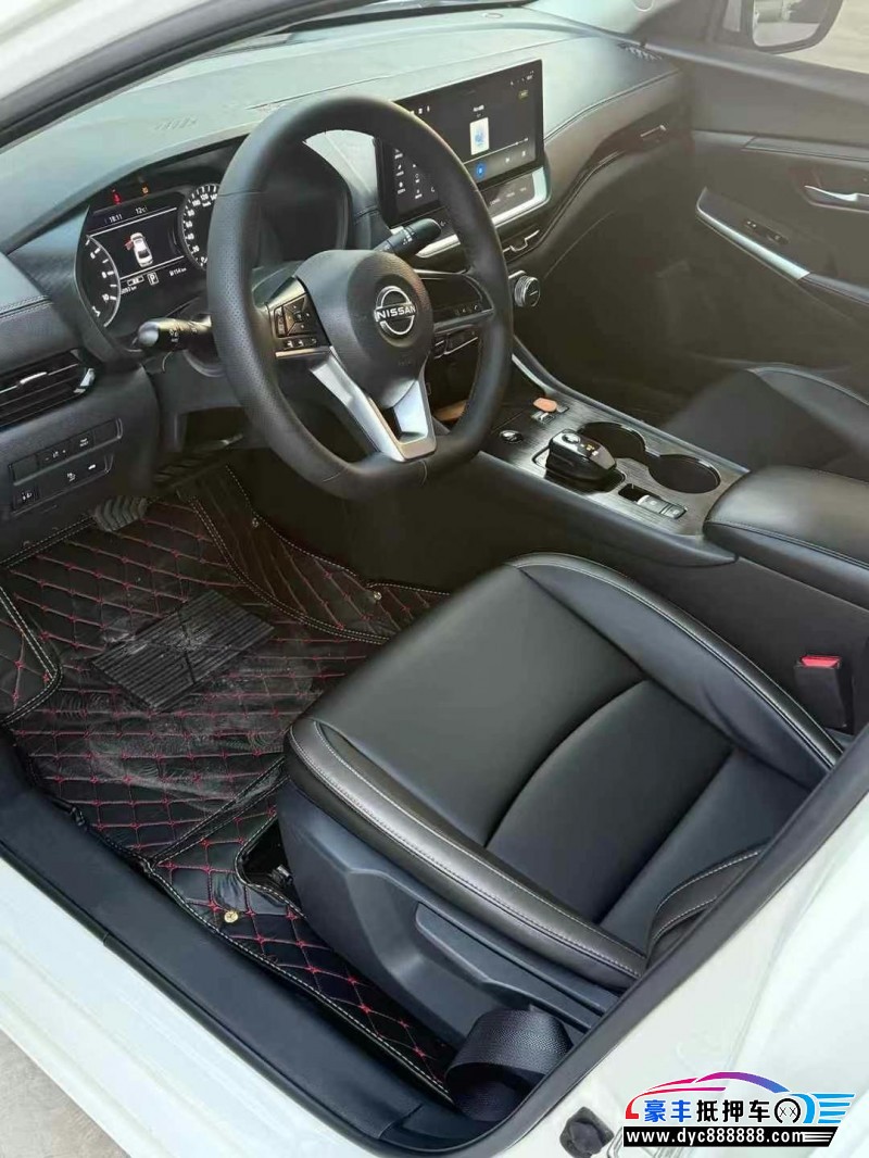 22年日产轩逸轿车抵押车出售