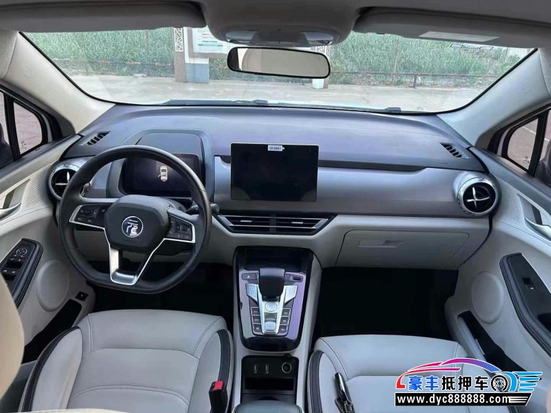 22年比亚迪元轿车抵押车出售