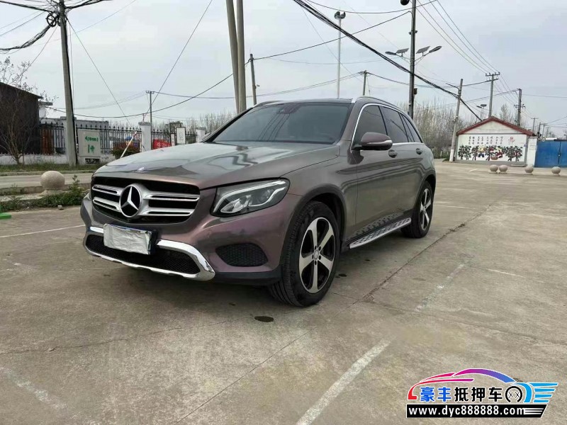 16年奔驰GLC轿车抵押车出售