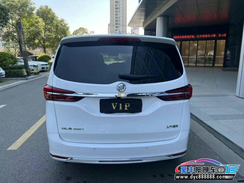 20年别克GL8轿车抵押车出售