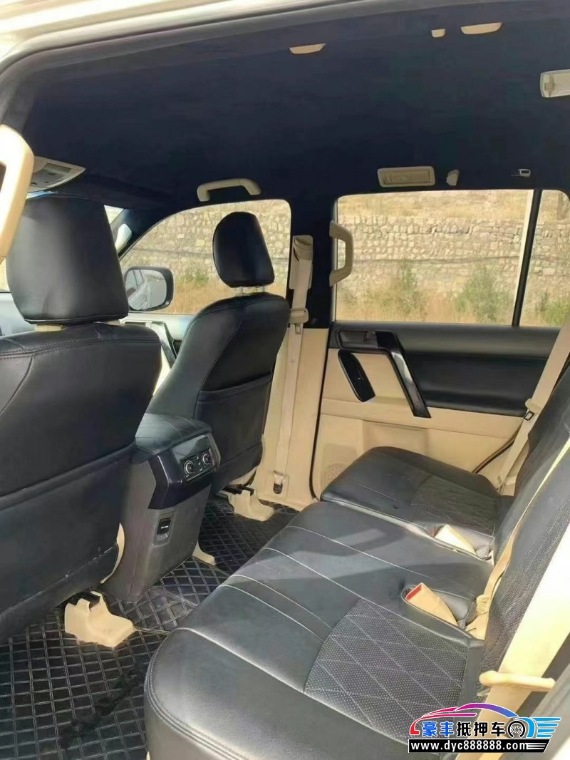 16年丰田普拉多（霸道）轿车抵押车出售