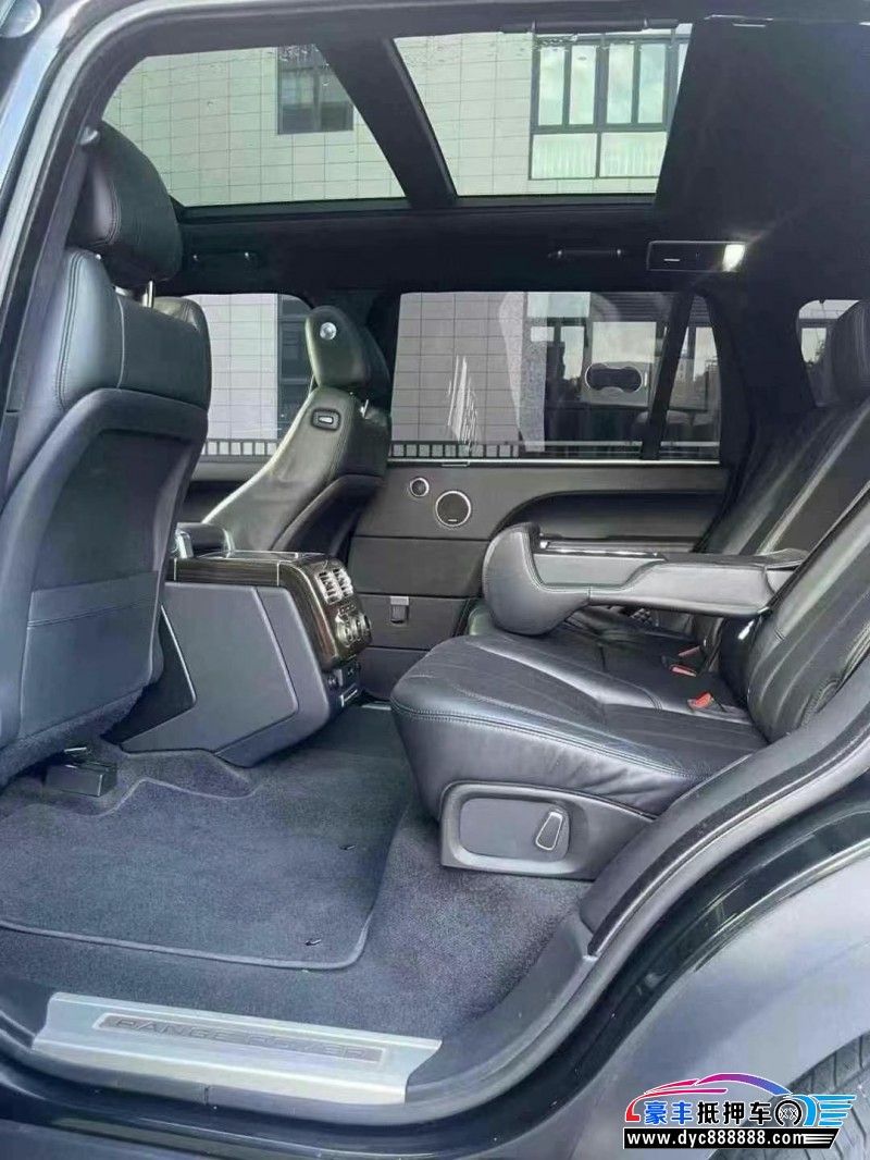 15年路虎揽胜行政轿车抵押车出售