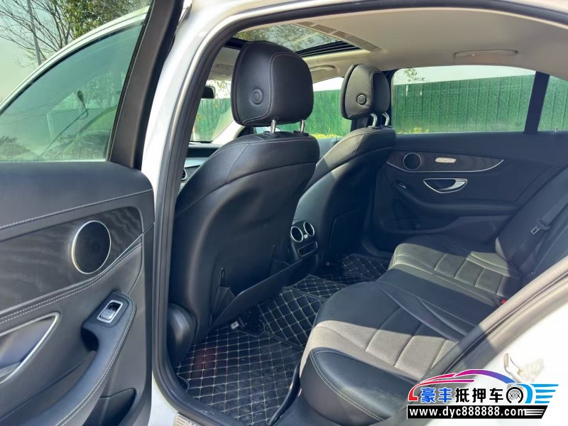 20年奔驰C轿车抵押车出售