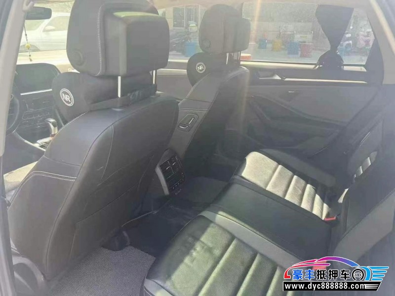 19年大众速腾轿车抵押车出售