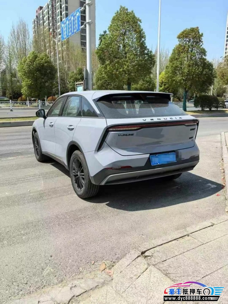 25年启辰大V轿车抵押车出售