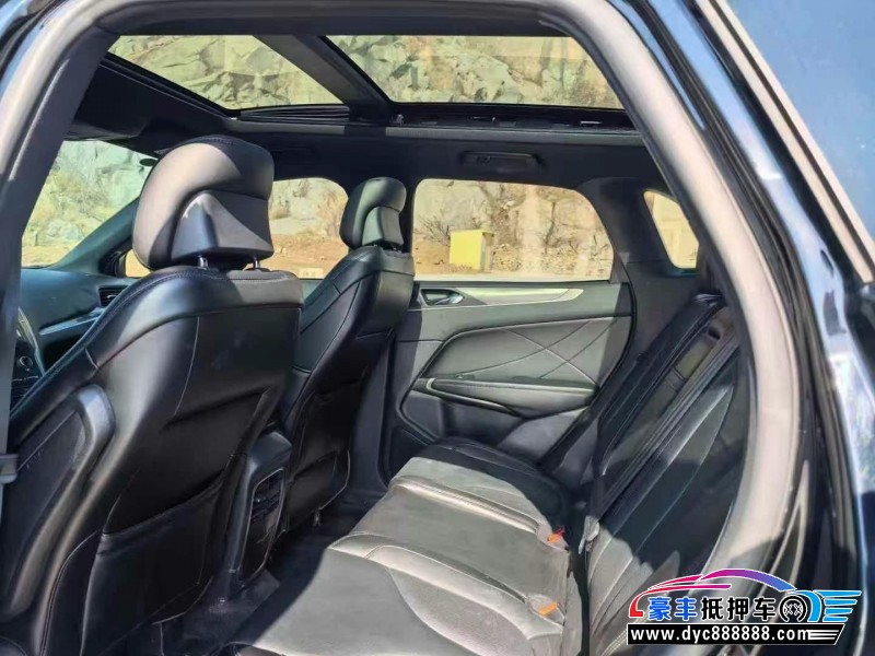 18年林肯MKC轿车抵押车出售