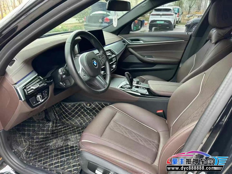 23年宝马5系轿车抵押车出售