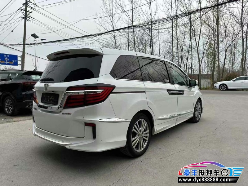 17年本田艾力绅轿车抵押车出售