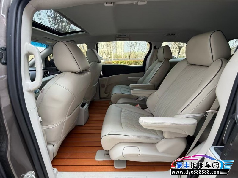 22年别克GL8轿车抵押车出售