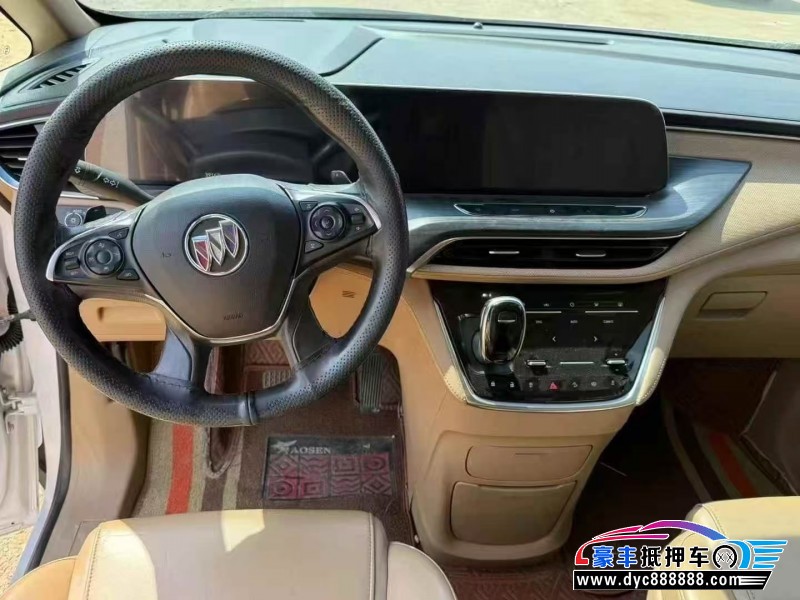 20年别克GL8轿车抵押车出售