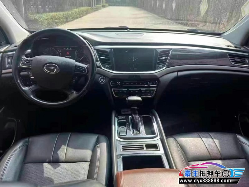 17年传祺GS8轿车抵押车出售