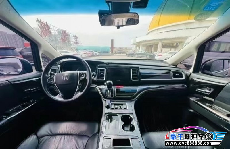 20年本田艾力绅轿车抵押车出售