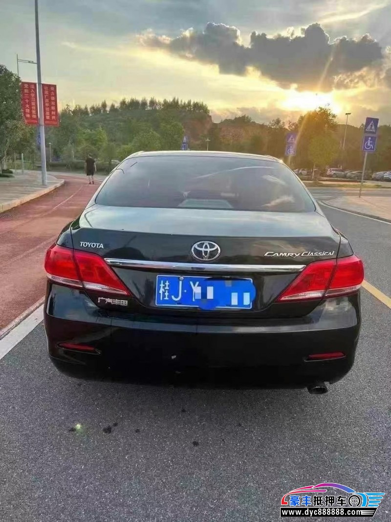 15年丰田凯美瑞轿车抵押车出售