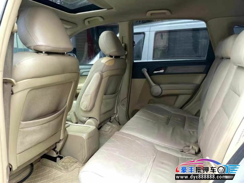 08年本田CR-V轿车抵押车出售