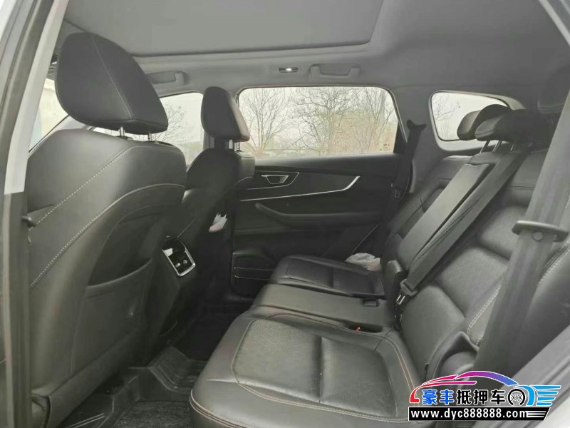 23年奇瑞瑞虎8轿车抵押车出售