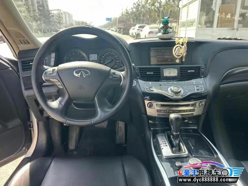 16年英菲尼迪Q70轿车抵押车出售