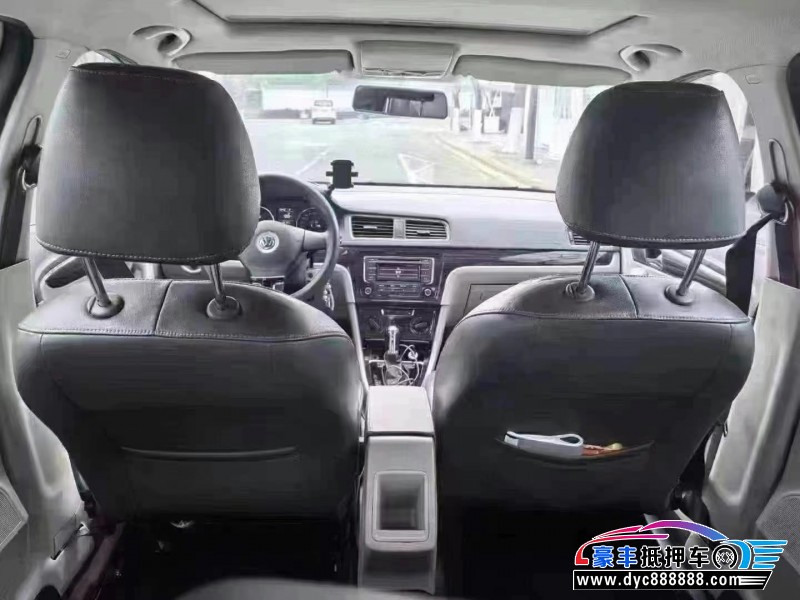 14年大众朗行轿车抵押车出售