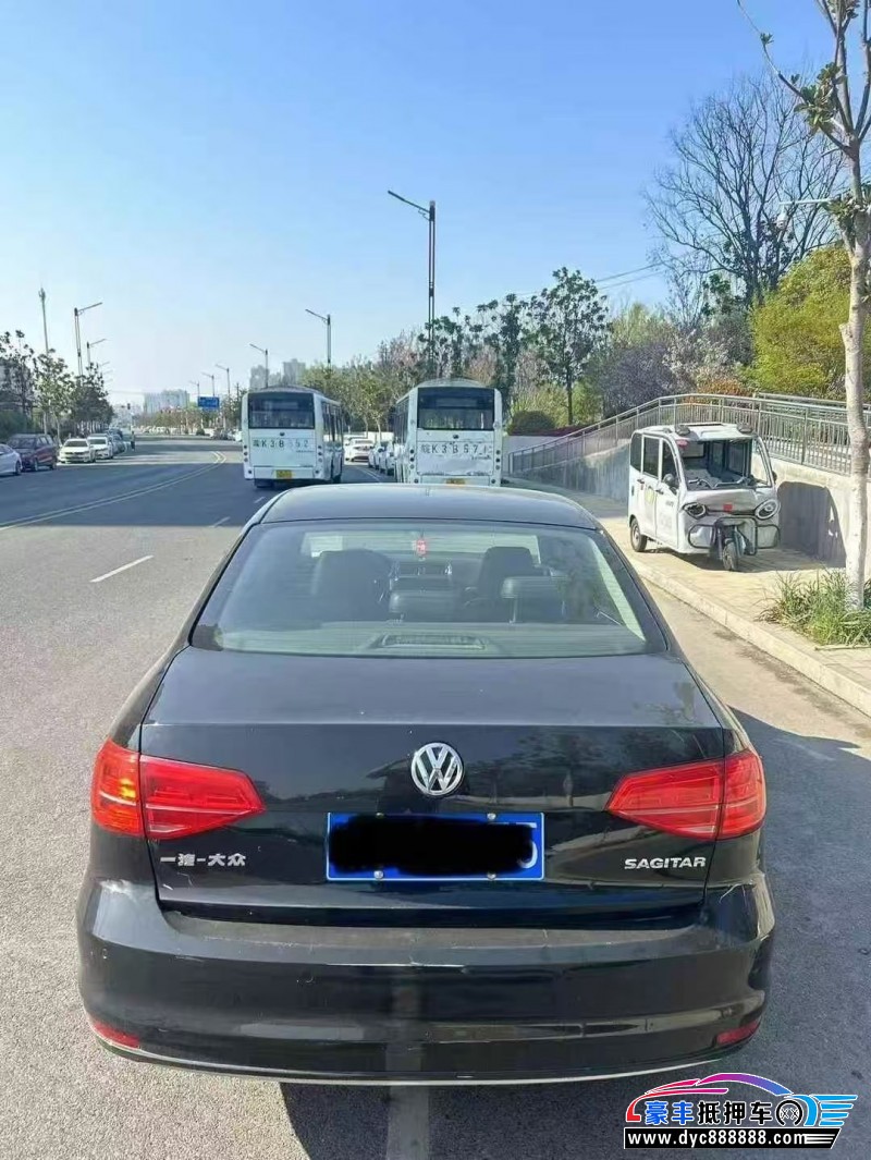 17年大众速腾轿车抵押车出售