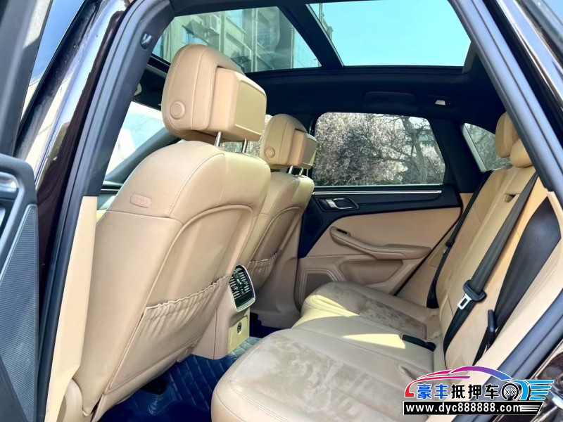 17年保时捷Macan迈凯轿车抵押车出售