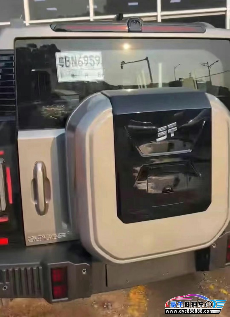 25年捷途山海T2轿车抵押车出售