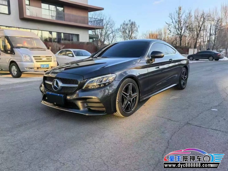 21年奔驰C轿车抵押车出售