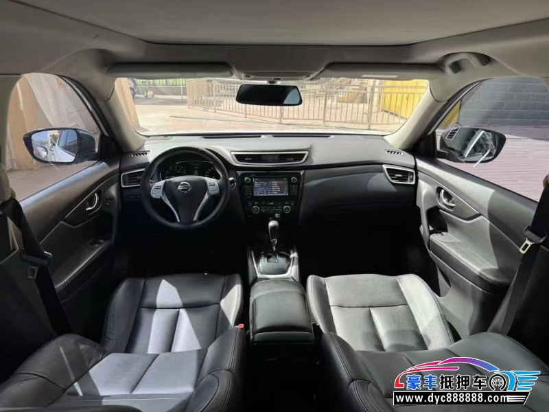 15年日产奇骏轿车抵押车出售