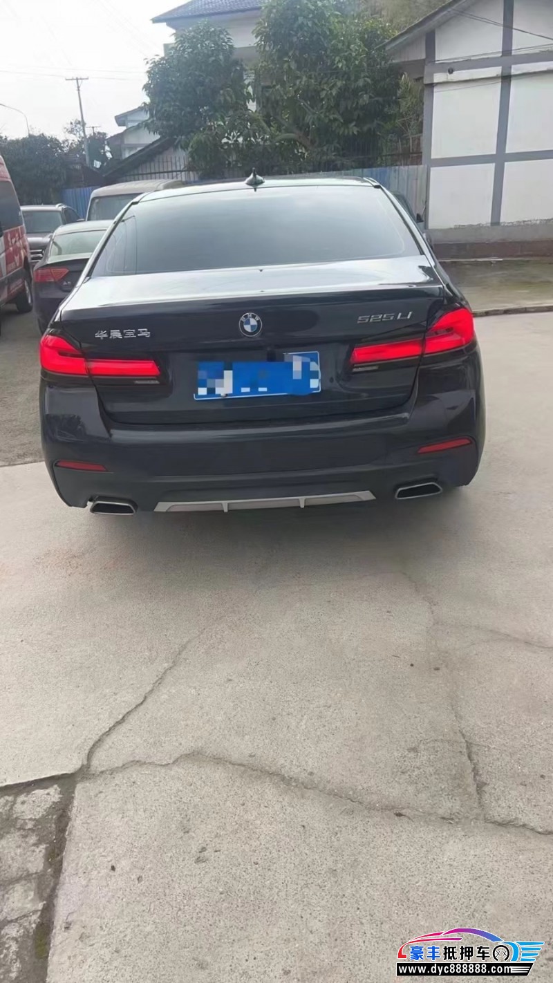 22年宝马5系轿车抵押车出售