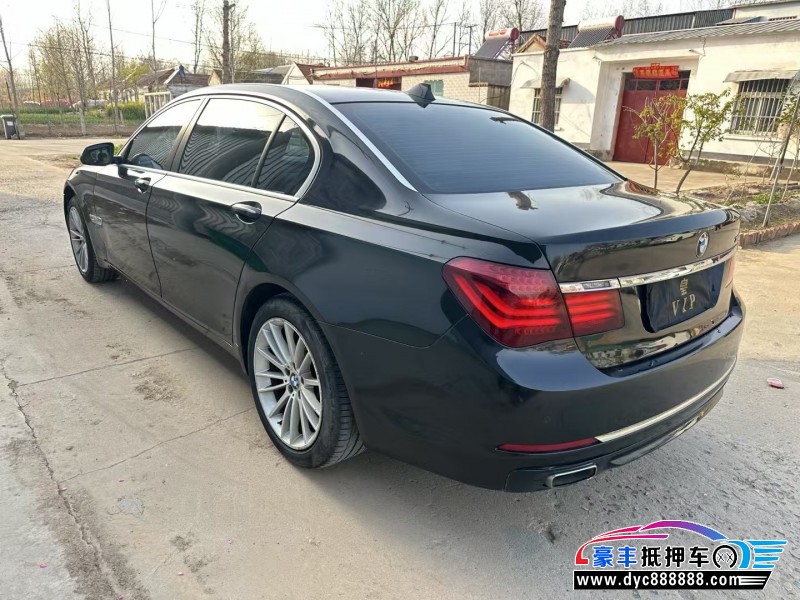 13年宝马7系轿车抵押车出售