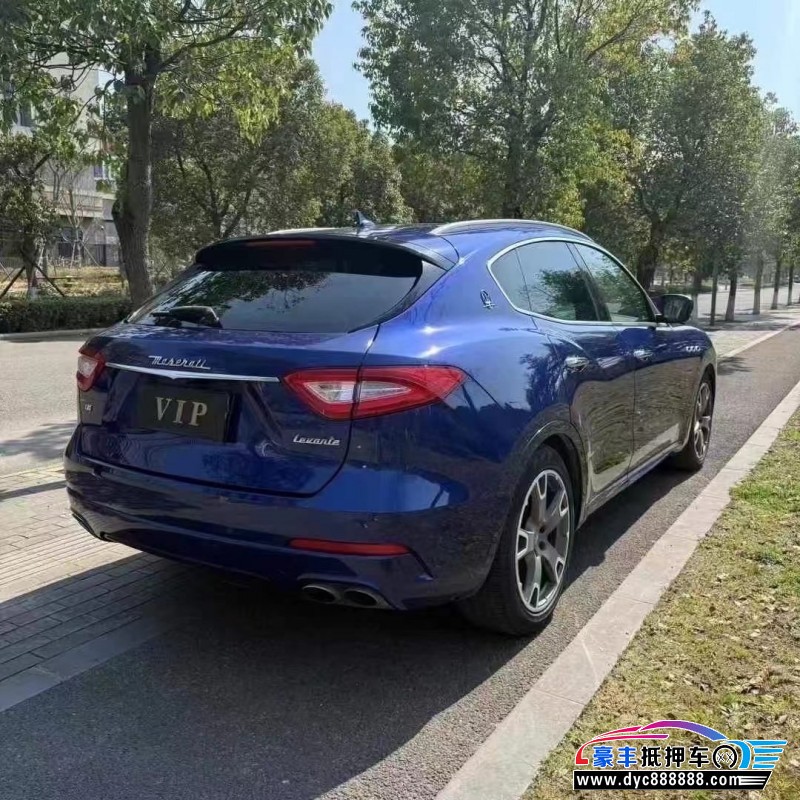 18年玛莎拉蒂莱万特轿车抵押车出售