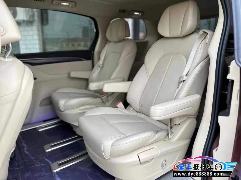 23年别克GL8轿车抵押车出售