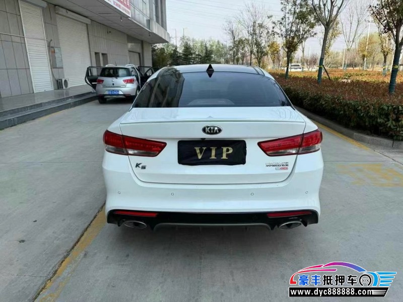 16年起亚K5轿车抵押车出售