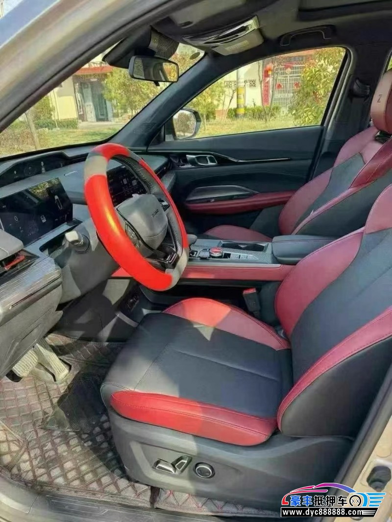 24年长安欧尚Z6轿车抵押车出售